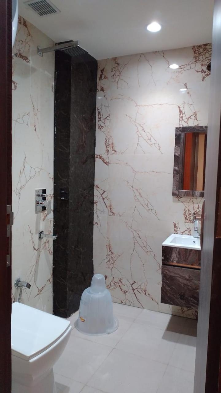 Hotel Riverb New Delhi Eksteriør billede